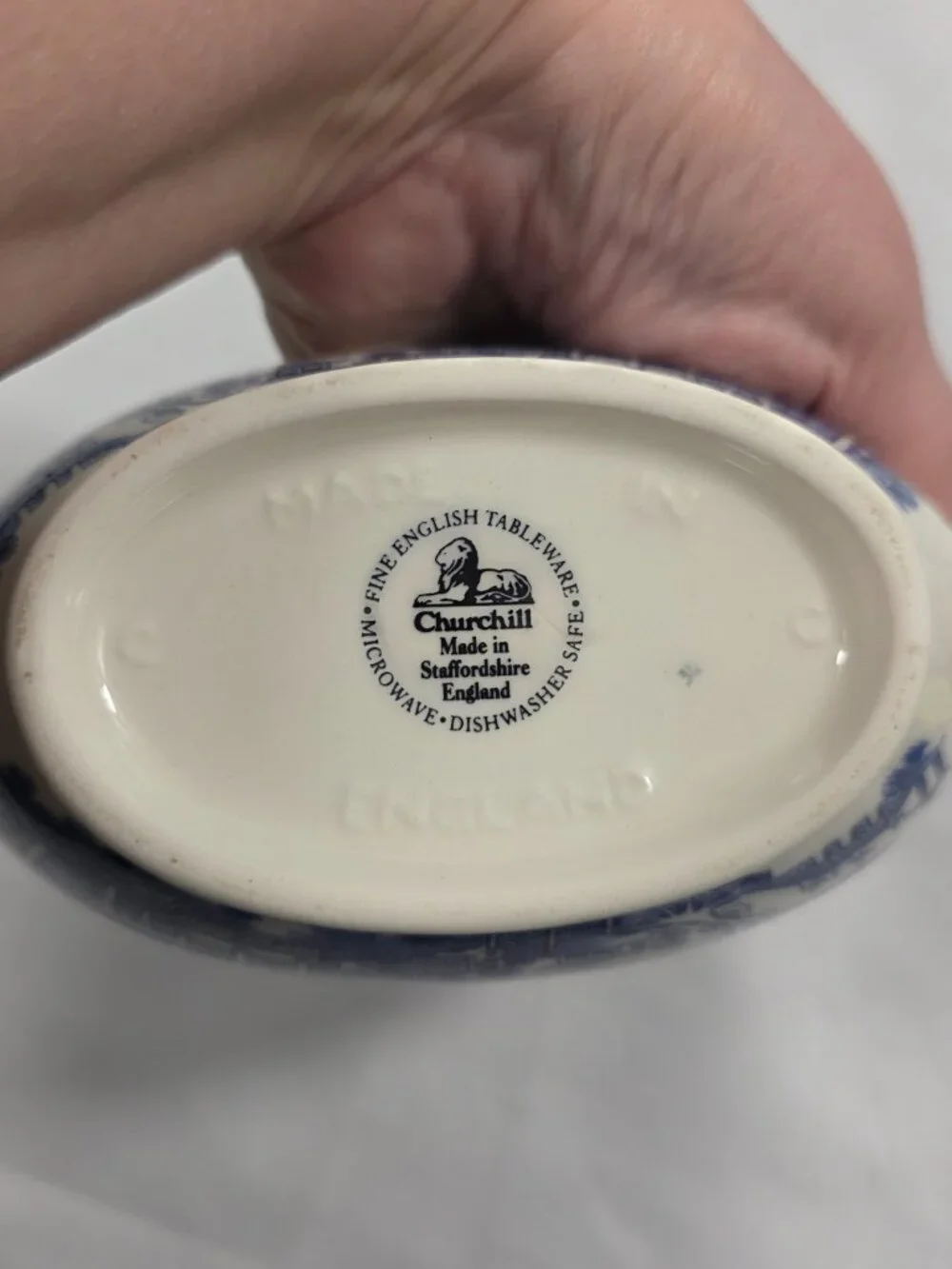 Churchill Willow Blue Gravy Boat Georgian Shape Earthenware England